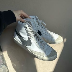 Women’s nike blazer
